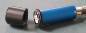 Connecting the PMT to the lens tube system is easy and can be done within seconds